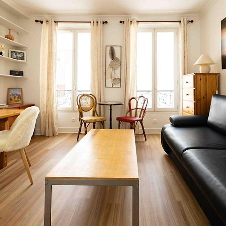 Well Located Apartment In Paris Exteriör bild